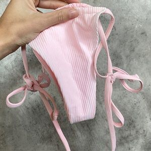 FRANKIES BIKINIS